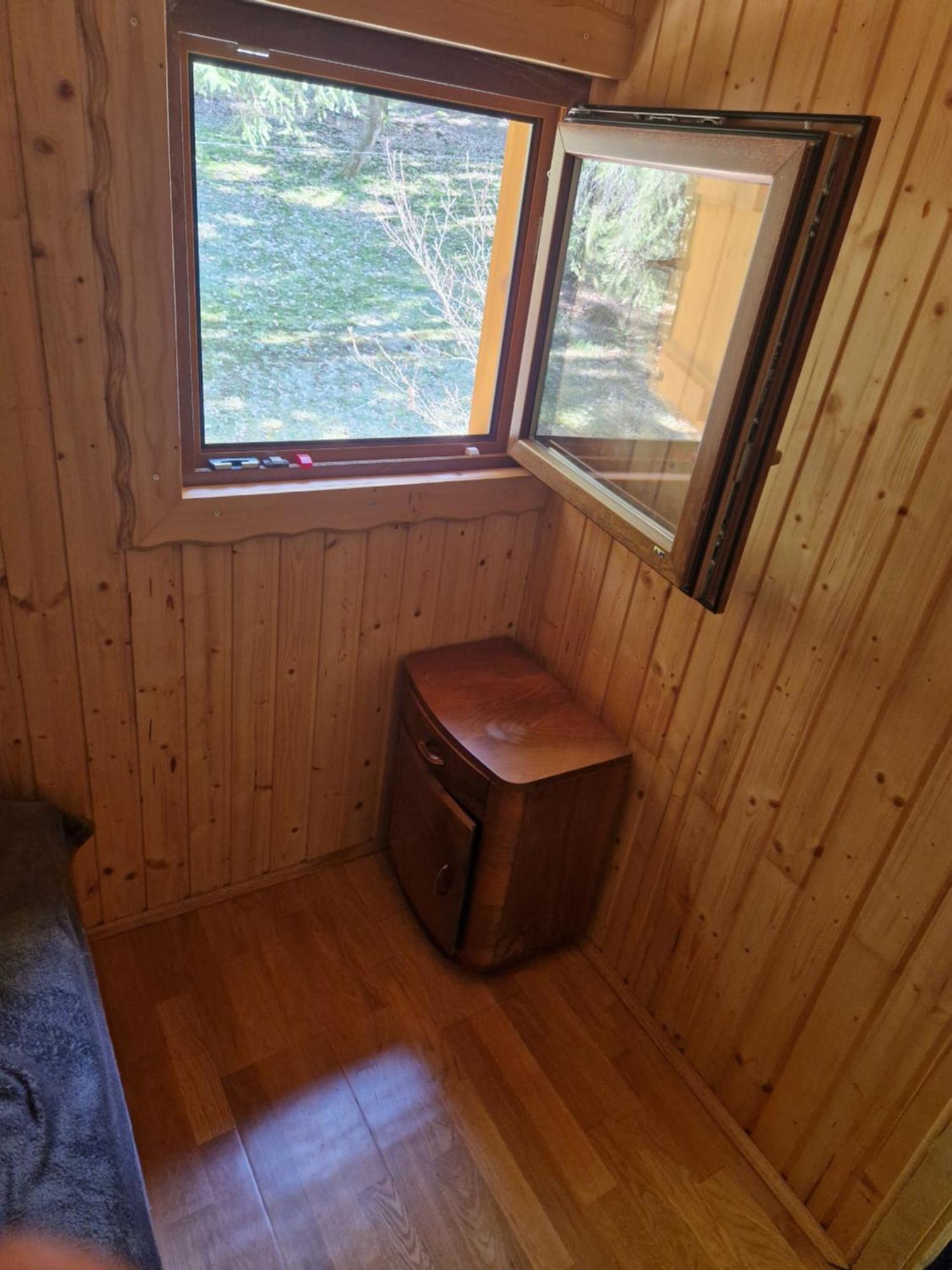 Koca V Gozdu, Forest House Near בלד מראה חיצוני תמונה
